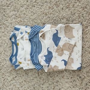 4pk - Carters 12m Long Sleeve Bodysuit Onesie